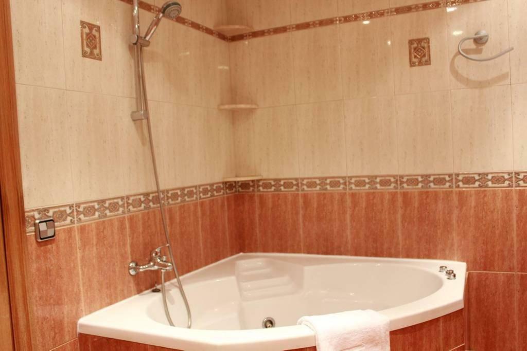 Apartament  Sabadell Zewnętrze zdjęcie